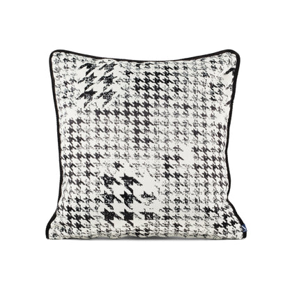 Houndstooth Pillow Cover