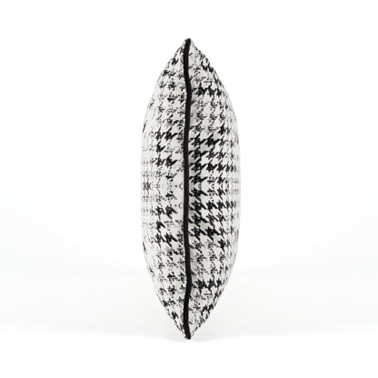Houndstooth Pillow Cover